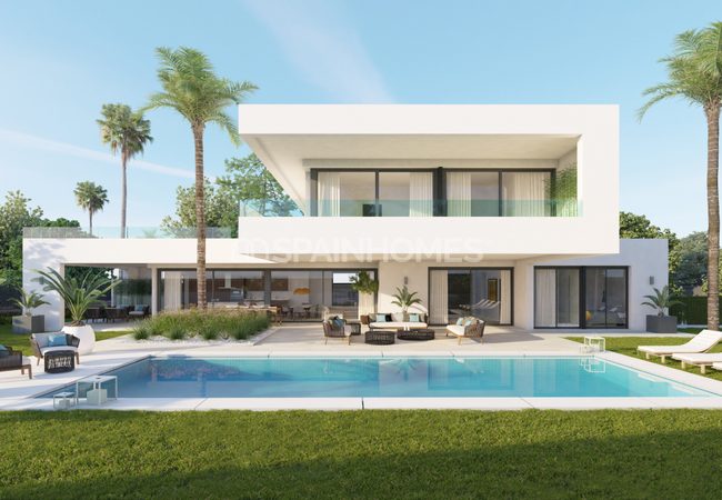 Marbella'da Açık Manzaralı Müstakil Villalar 2