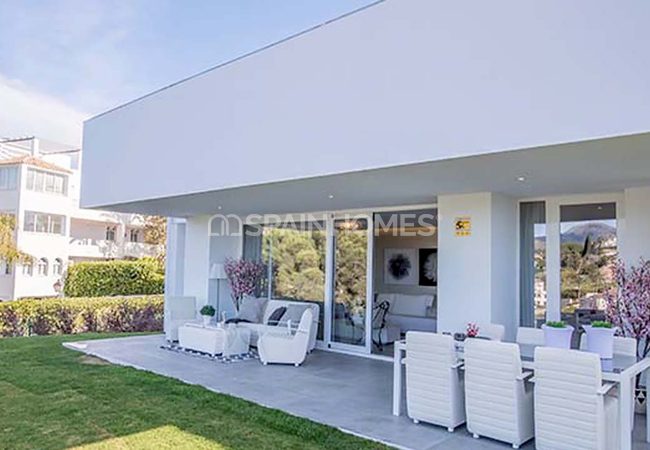 Elegant Apartments with Smart-home-system in Benahavis, Málaga 1