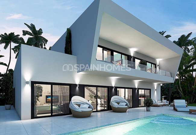 Spectacular Frontline Golf Villas in Marbella, Costa Del Sol 6