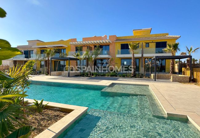 Houses Surrounded by Golf Courses in Cuevas Del Almanzora Almeria