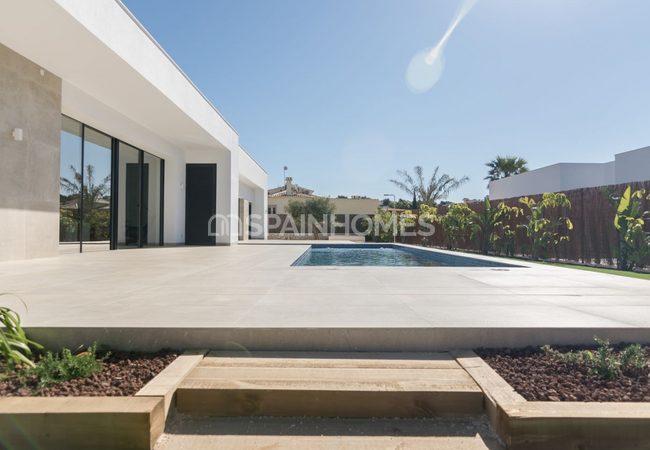 Jávea Costa Blanca’da Doğa İle İç İçe Müstakil Villa 4