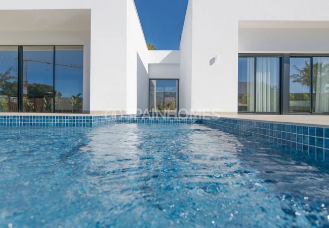Jávea Costa Blanca’da Doğa İle İç İçe Müstakil Villa 3