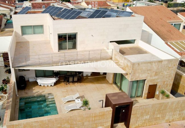 Costa Calida San Pedro Del Pinatar'da Havuzlu Şık Villa