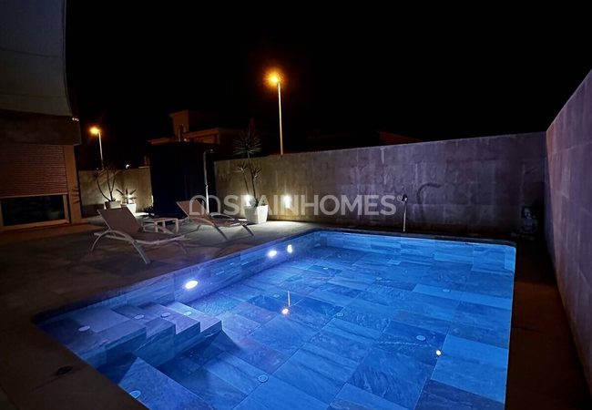 Costa Calida San Pedro Del Pinatar'da Havuzlu Şık Villa 10