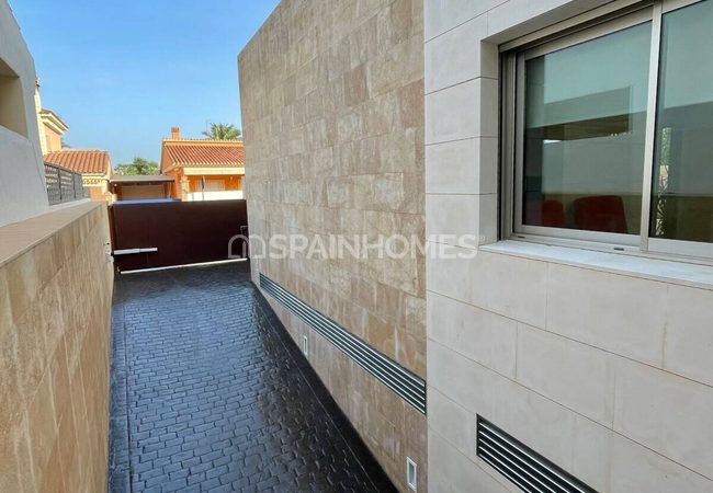 Costa Calida San Pedro Del Pinatar'da Havuzlu Şık Villa 7