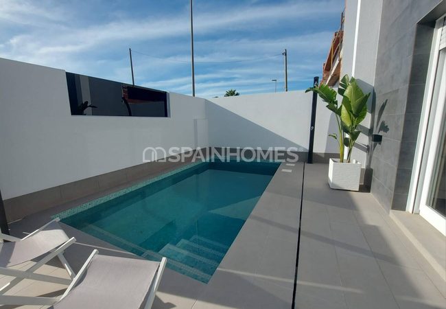 Contemporary Bungalows with Private Pools in Roldán, Murcia 2