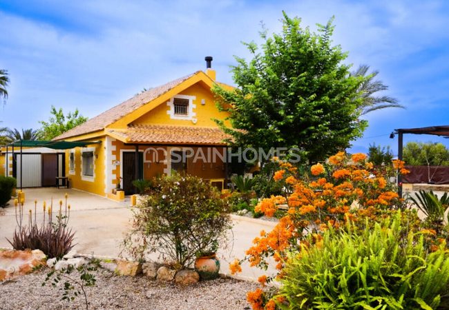 Detached Ready-to-move House with Swimming Pool in Murcia 2