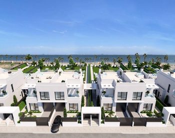 Los Alcázares’te Plaja Sıfır Projede 3 Yatak Odalı Lüks Villalar 3