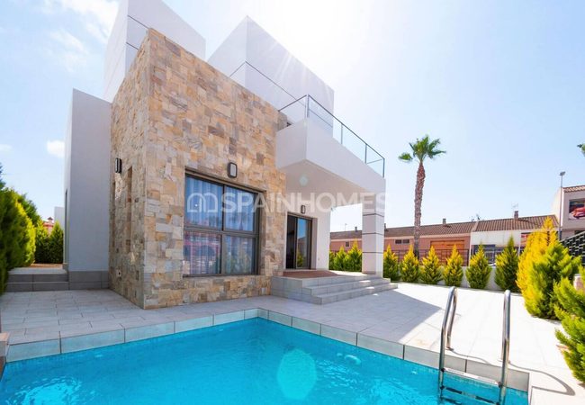 Modern Houses with Private Pool in Los Alcázares