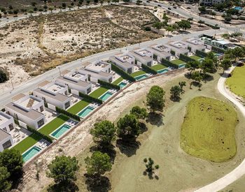 Murcia'da Özel Havuzlu ve Bahçeli Müstakil Villalar 3