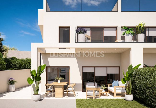 Murcia'da Havuzlu Site İçerisinde Doğa Manzaralı Villalar 2