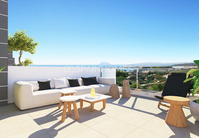 Modernly Designed 3 and 4 Bedroom Townhouses in Málaga Manilva 3