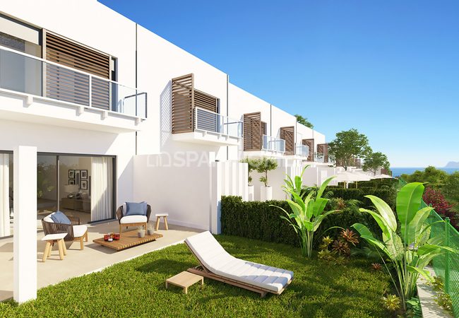 Modernly Designed 3 and 4 Bedroom Townhouses in Málaga Manilva 1