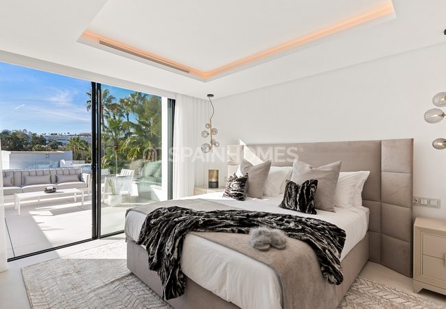 Marbella'nın Gözde Konumunda Eşsiz Müstakil Villalar 30