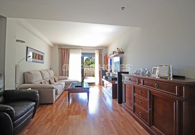 Strategically Located Ground Floor Apartment in Benalmadena 11