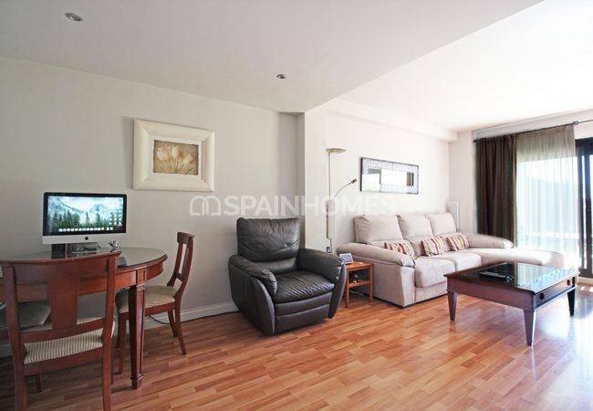 Strategically Located Ground Floor Apartment in Benalmadena 10