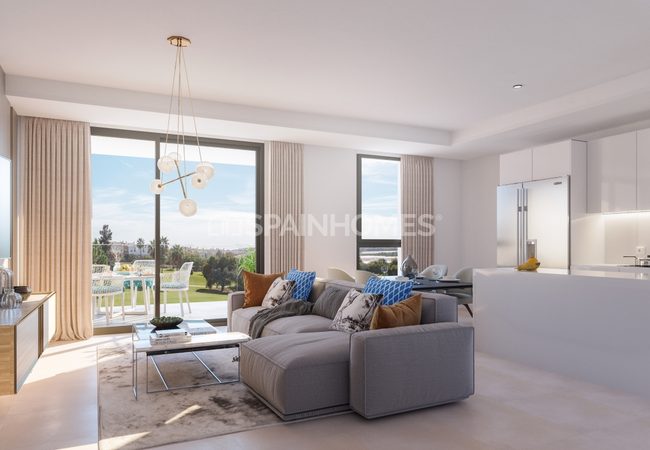 Well-located Stylish Townhouses Near Beach in Velez-malaga 4