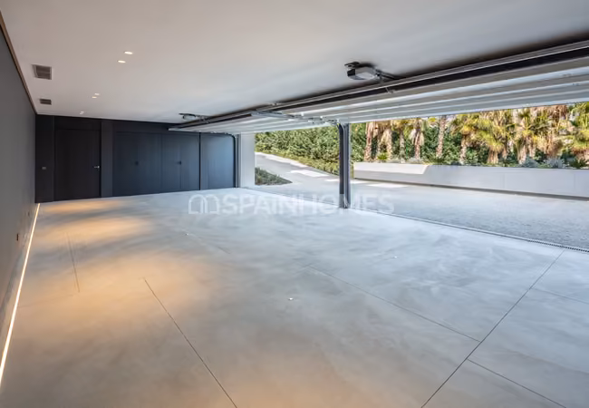 Exklusiv Golfvilla Med Infinitypool I Benahavis 30