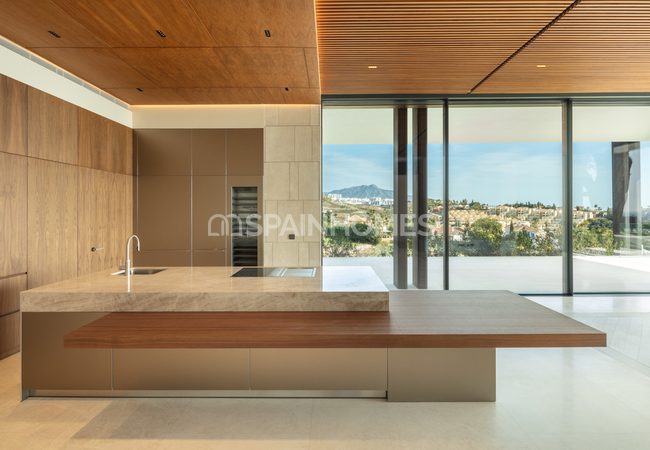 Exclusive Golf Villa with Infinity Pool in Benahavis 20