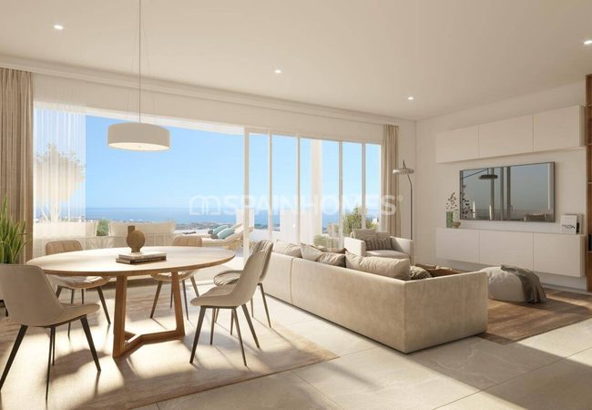 Benalmadena'da Şehir ve Doğa Manzaralı Geniş Daireler 10