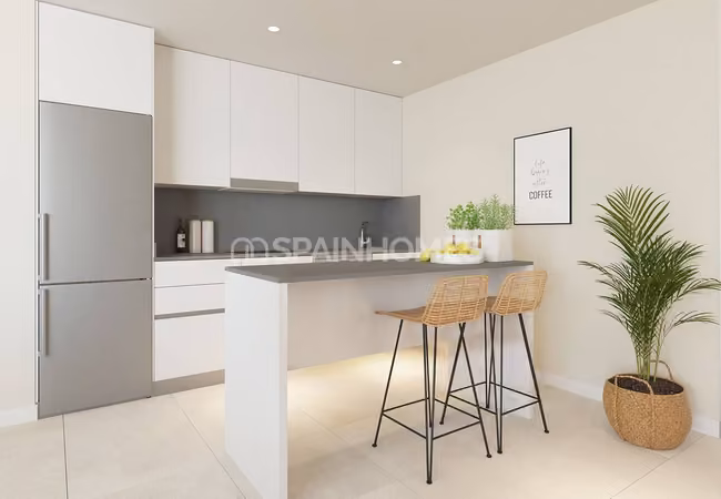 Low Maintenance Cost Real Estate in Prima Location in Estepona 17