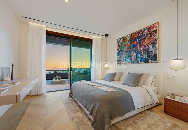 Detached Houses with Pools in Benahavis Málaga 23