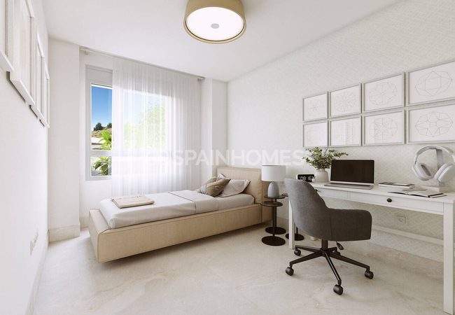 Benahavis'te Havuzlu Sitede Deniz Manzaralı Daireler 14