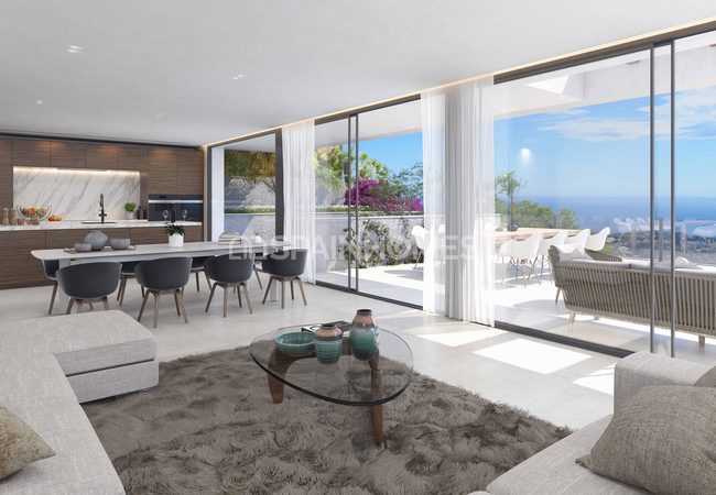 Detaches Sea-view Houses with Pools and Gardens in Málaga 7