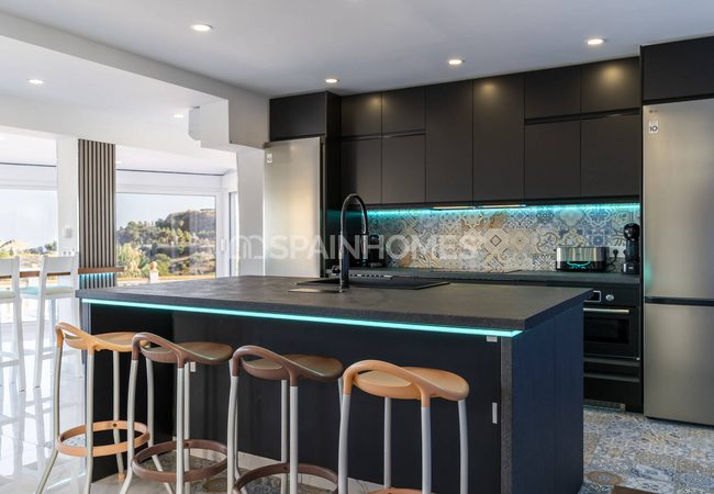 Stylish House with Pool in Montealto Benalmadena 11
