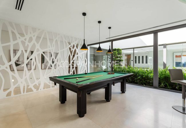 6-bedroom House with Pool and Garden in Benahavís 33