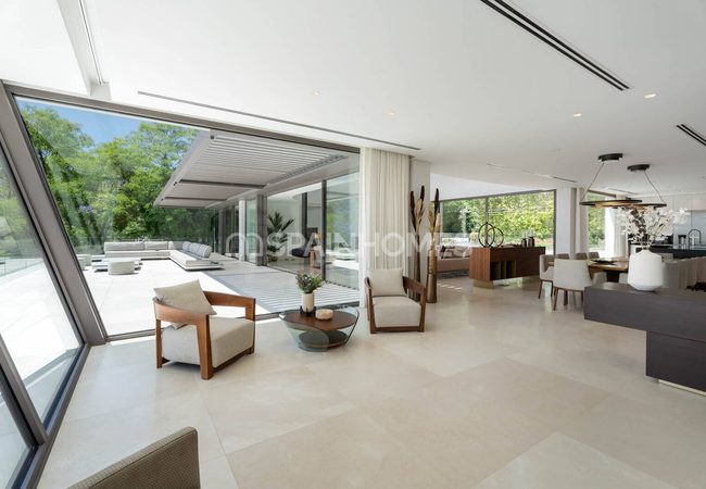 6-bedroom House with Pool and Garden in Benahavís 20