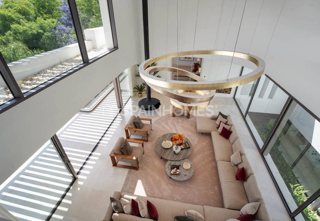 6-bedroom House with Pool and Garden in Benahavís 17