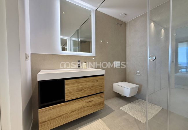 2-bedroom Flat with Panoramic Sea-view in Fuengirola Málaga 34
