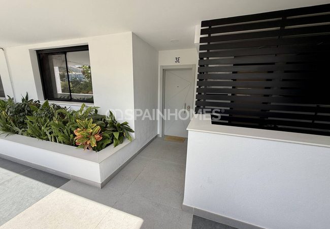 2-bedroom Flat with Panoramic Sea-view in Fuengirola Málaga 38