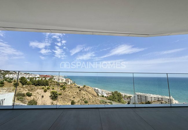 2-bedroom Flat with Panoramic Sea-view in Fuengirola Málaga 22