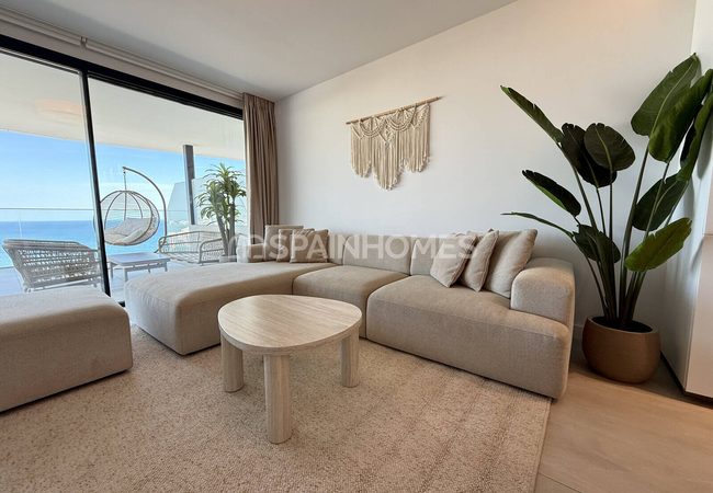 2-bedroom Flat with Panoramic Sea-view in Fuengirola Málaga 18