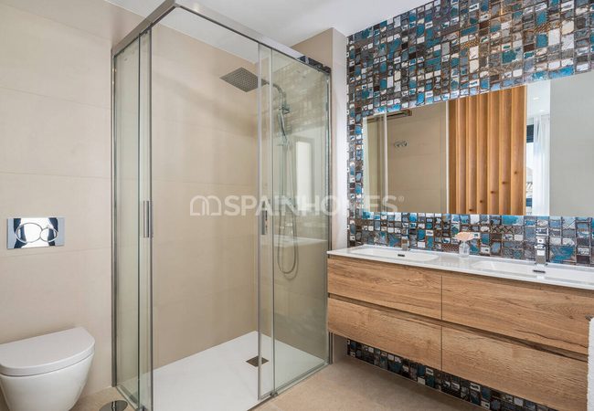 Contemporary 4 Bedroom Detached Villas with Solarium in Orihuela 38