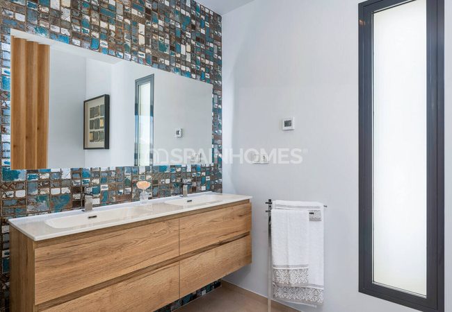 Contemporary 4 Bedroom Detached Villas with Solarium in Orihuela 39