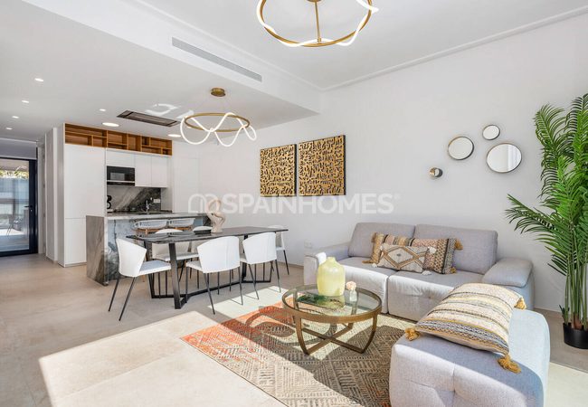 Contemporary 4 Bedroom Detached Villas with Solarium in Orihuela 16