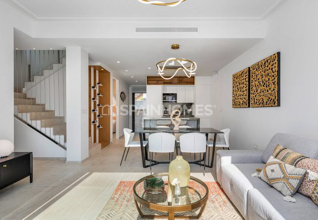 Contemporary 4 Bedroom Detached Villas with Solarium in Orihuela 20