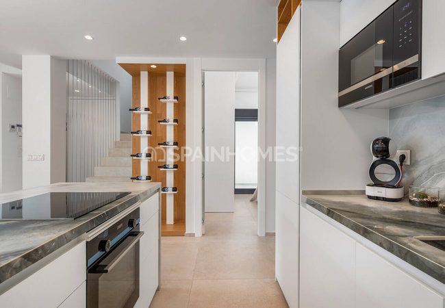 Contemporary 4 Bedroom Detached Villas with Solarium in Orihuela 24