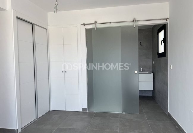 Semi-detached Houses with Private Pool in El Gran Alcant 12