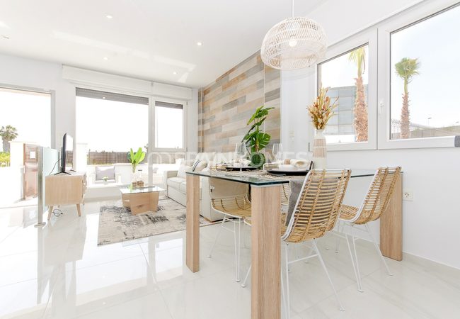 Modern Townhouses in a Stylish Complex in Torrevieja Alicante 15