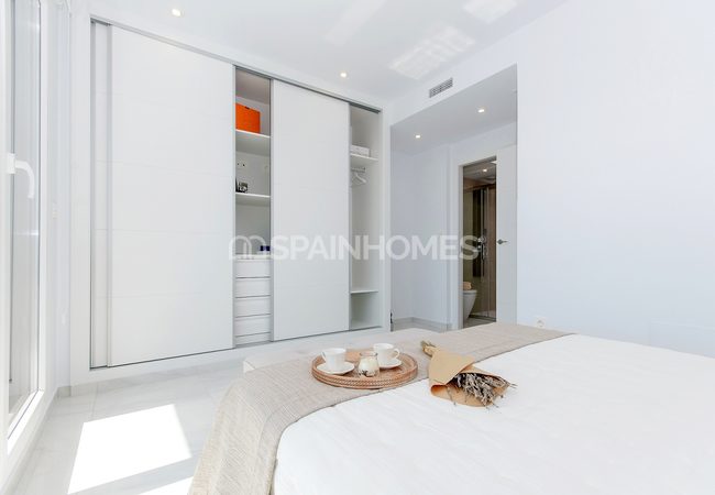Modern Townhouses in a Stylish Complex in Torrevieja Alicante 19