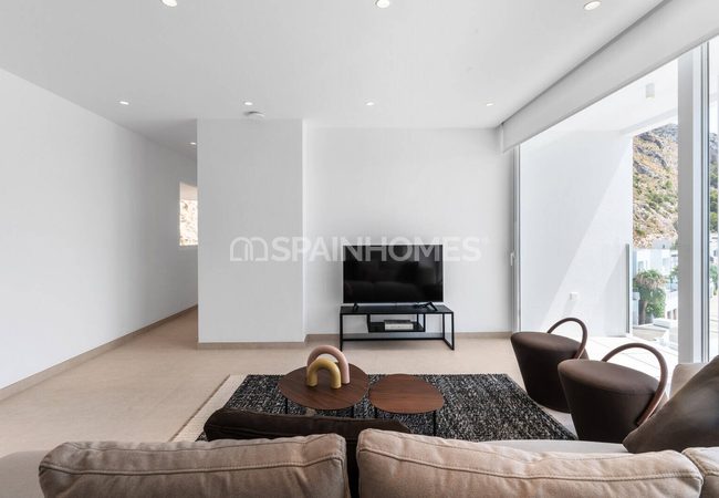 Elegant Property with Private Pool in Altea Alicante 8