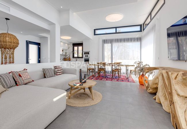 Stylish Villa Within Walking Distance to the Beach in Torrevieja 29