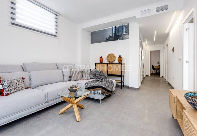 Stylish Villa Within Walking Distance to the Beach in Torrevieja 44