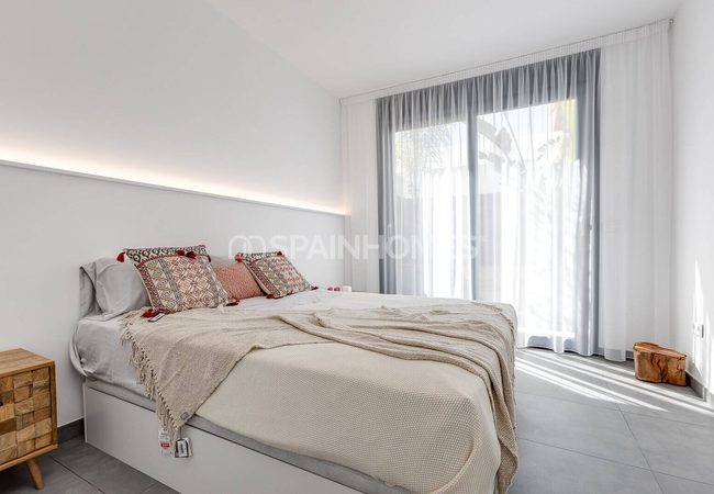 Stylish Villa Within Walking Distance to the Beach in Torrevieja 47