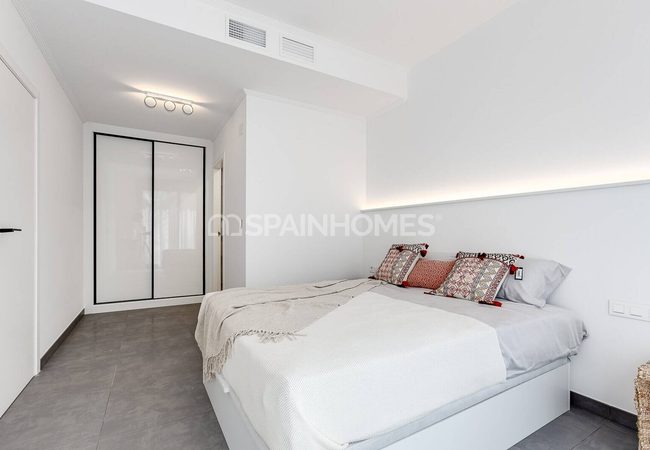 Stylish Villa Within Walking Distance to the Beach in Torrevieja 48