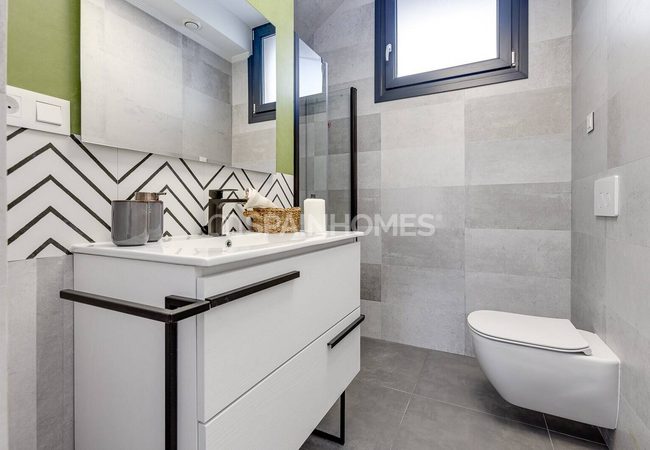 Stylish Villa Within Walking Distance to the Beach in Torrevieja 57
